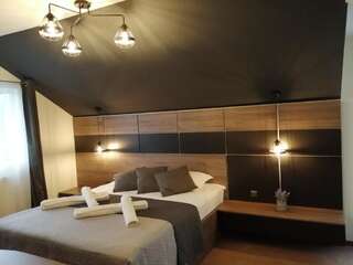 Отели типа «постель и завтрак» GreenWood Residence Тимишоара Двухместный номер Делюкс с 1 кроватью и балконом-16